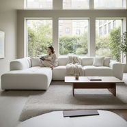 Finn Left Hand Corner